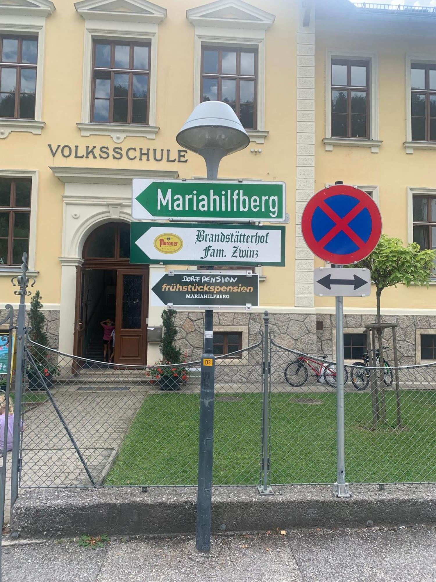Dorfpension Mariahilfberg Gutenstein Eksteriør billede